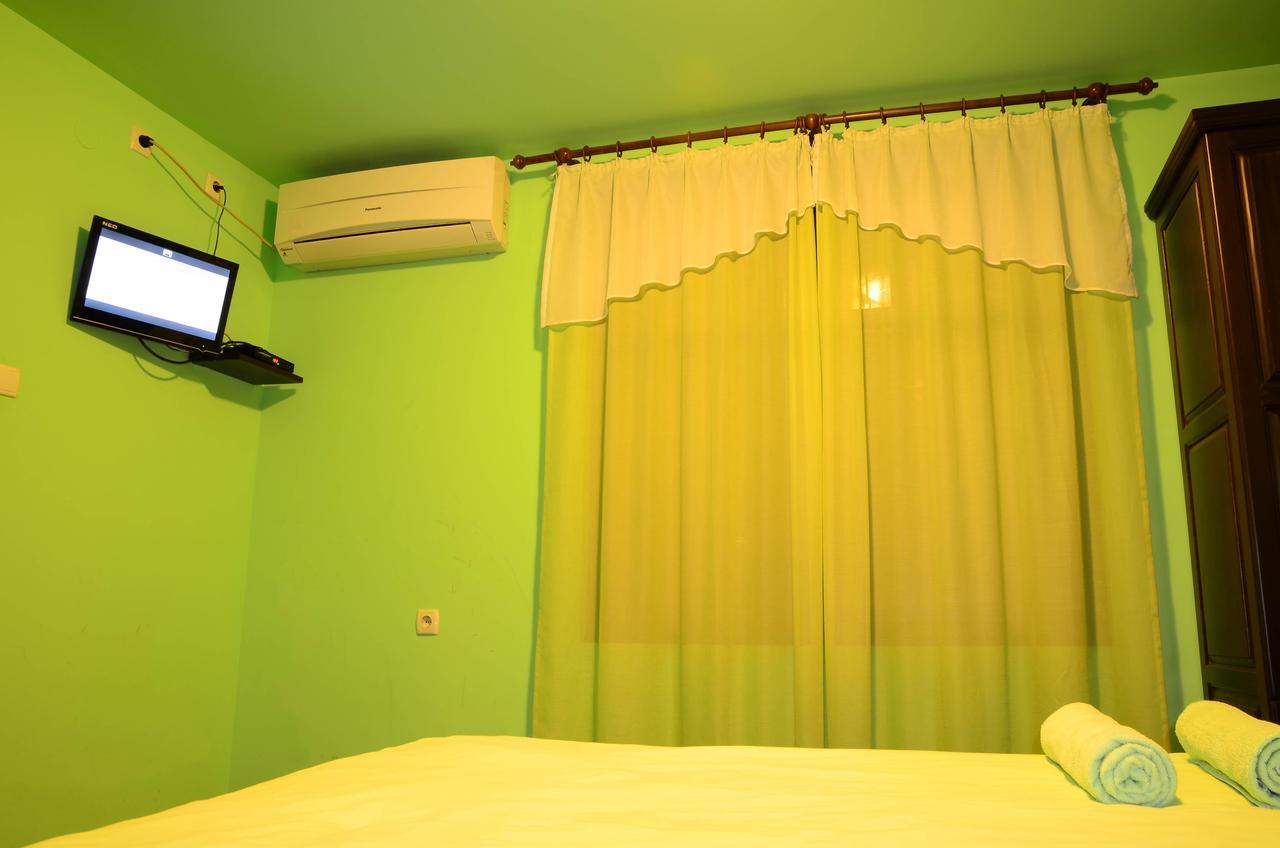 Guest House Ivan Cserni Oszam Kültér fotó
